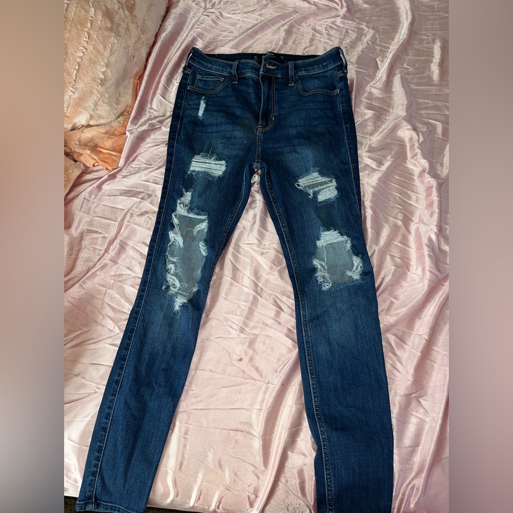 Dark wash hollister jeans